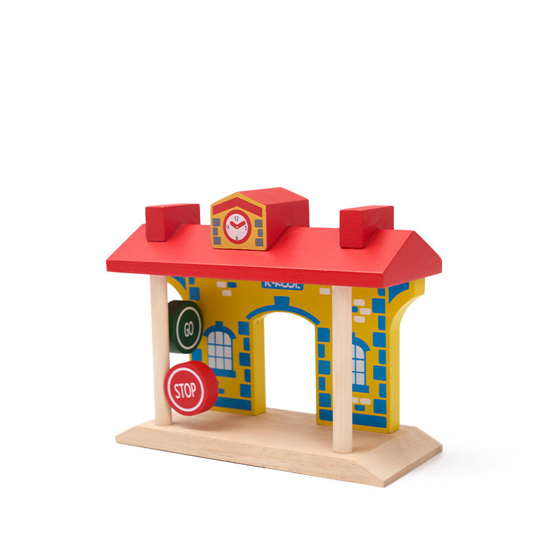 Holz-Eisenbahn Bahnhof mit Go/Stop Signal – Spielstation für Holzeisenbahn Zubehör von magic bahn