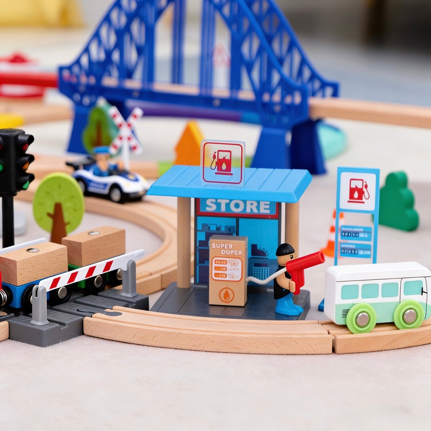 Spielzeug Tankstelle mit Preisschild und Zapfsäule kompatibel mit BRIO und IKEA